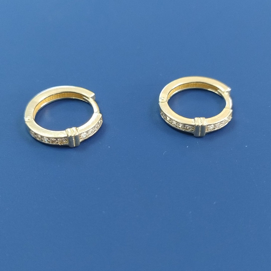 ARETES HUGGIES C CIRCONIA 14K 2 GR (NUEVO)