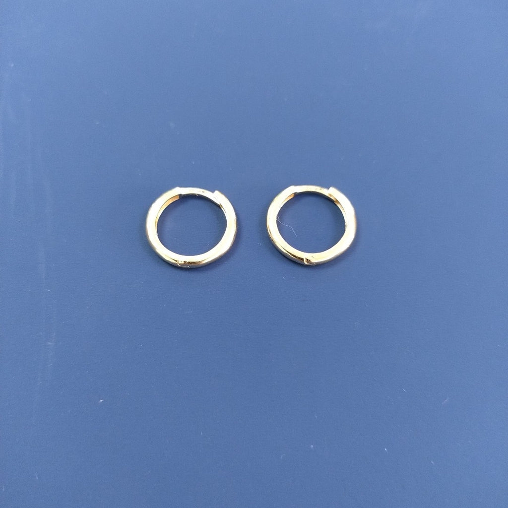 ARETES HUGGIES LISAS 14K 1.6 GR (NUEVO)
