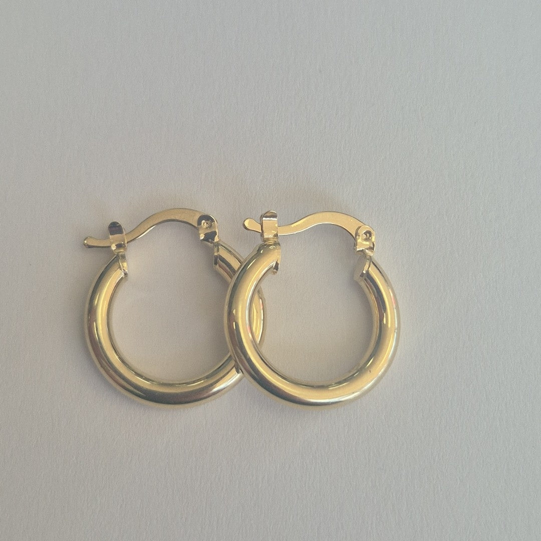 ARETES TEJIDO ARRACADAS LISAS 14K 1.6 GR (NUEVO)