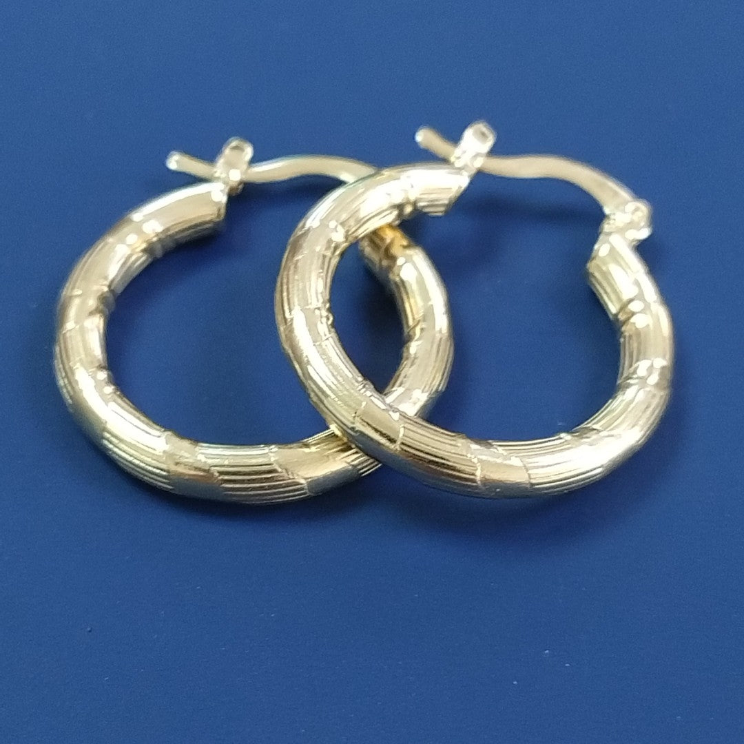 ARETES ARRACADAS 14K 2.7 GR (NUEVO)