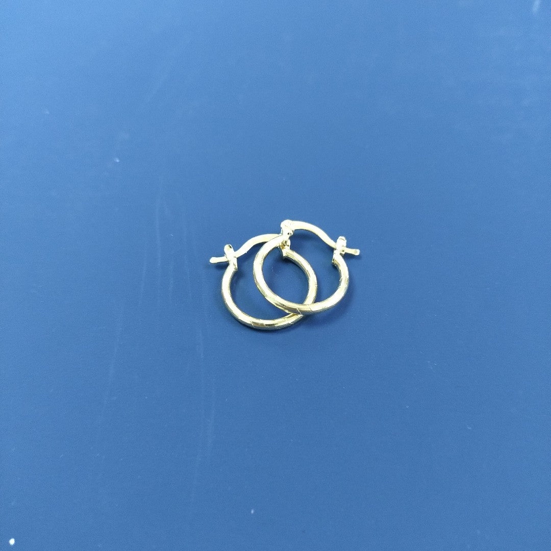 ARETES ARRACADAS ESTRIADAS 14K 1.4 GR (NUEVO)