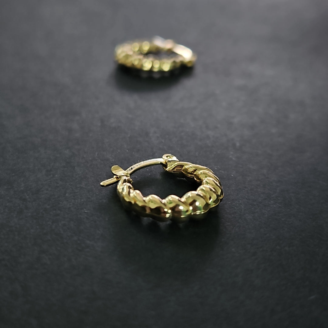 ARETES ARRACADAS TZL HUECAS 14K 1.5 GR (NUEVO)