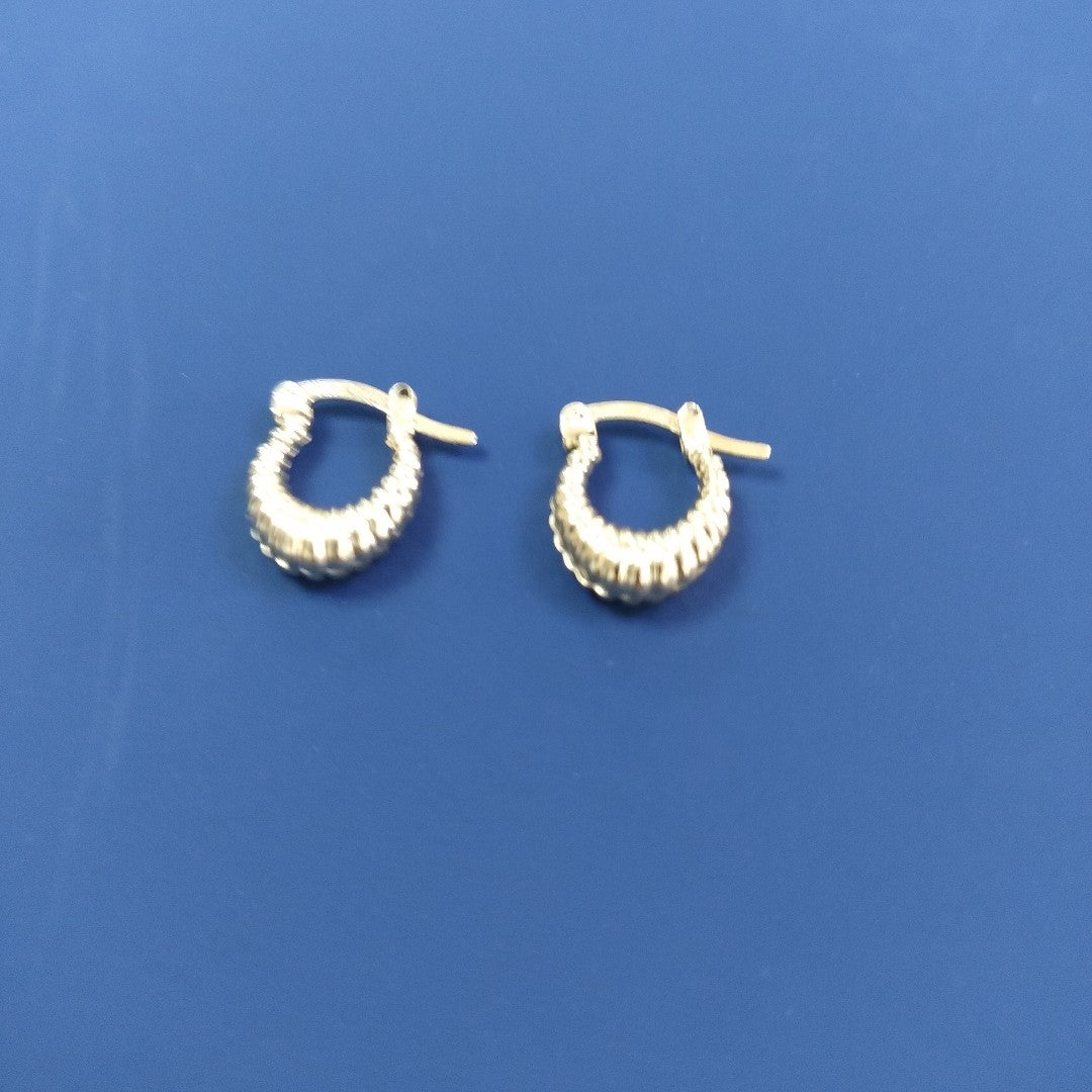 ARETES ARRACADA ESTRIADAS 14K 1.1 GR (NUEVO)