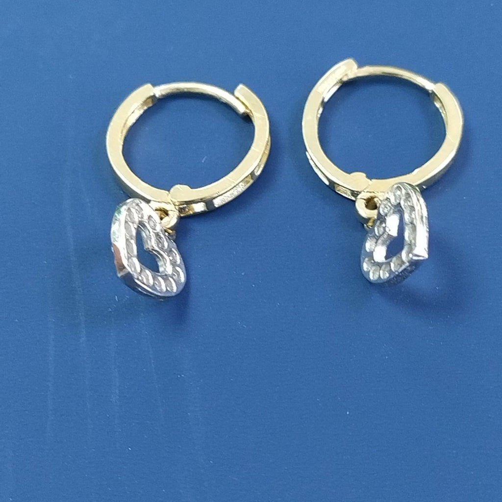 ARETES HUGGIES CON DIJE CORAZON Y CIRCONIAS 14K 2 GR (NUEVO)