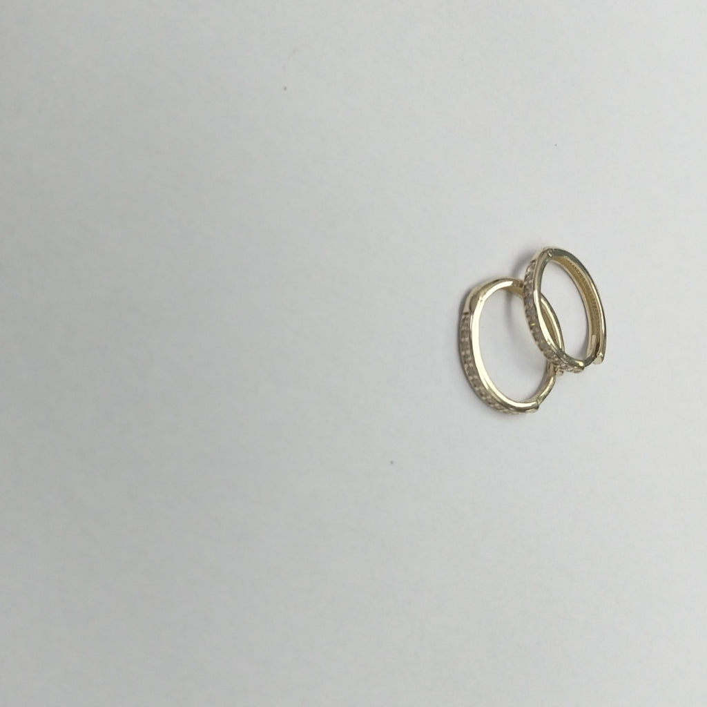 ARETES HUGGIES C CIRCONIA 14K 1.8 GR (NUEVO)