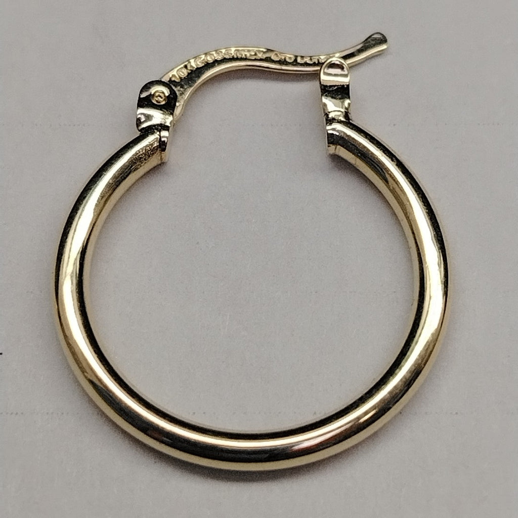 ARETES TEJIDO ARRACADAS LISAS 14K 1.2 GR (NUEVO)