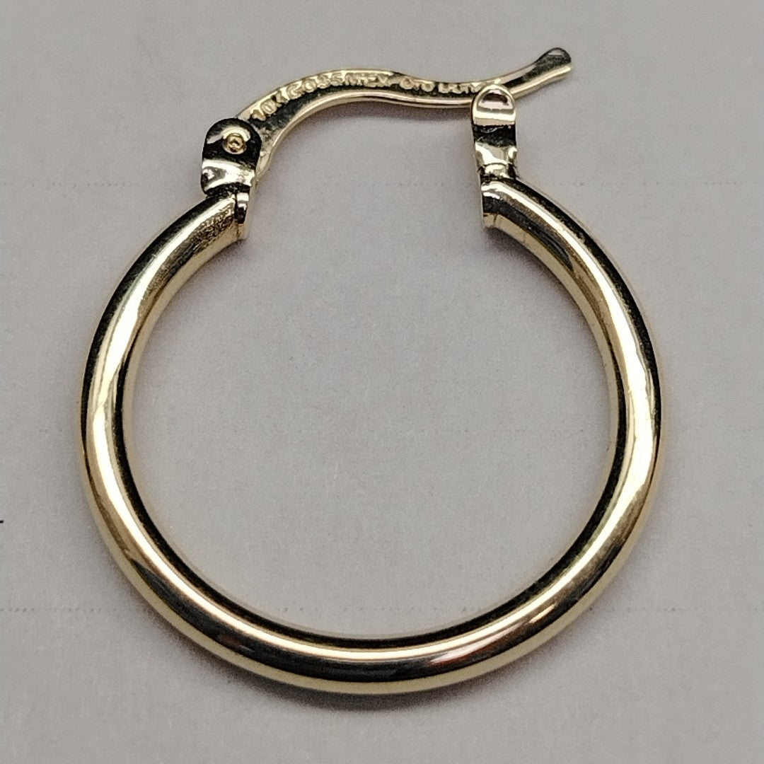 ARETES TEJIDO ARRACADAS LISAS 14K 1.2 GR (NUEVO)