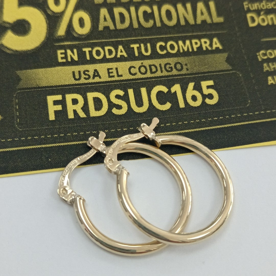 ARETES TEJIDO ARRACADAS LISAS 14K 1.1 GR (NUEVO)