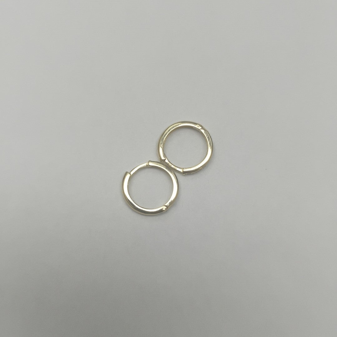 ARETES ARRACADA C CIRCONIAS 14K 1.6 GR (NUEVO)