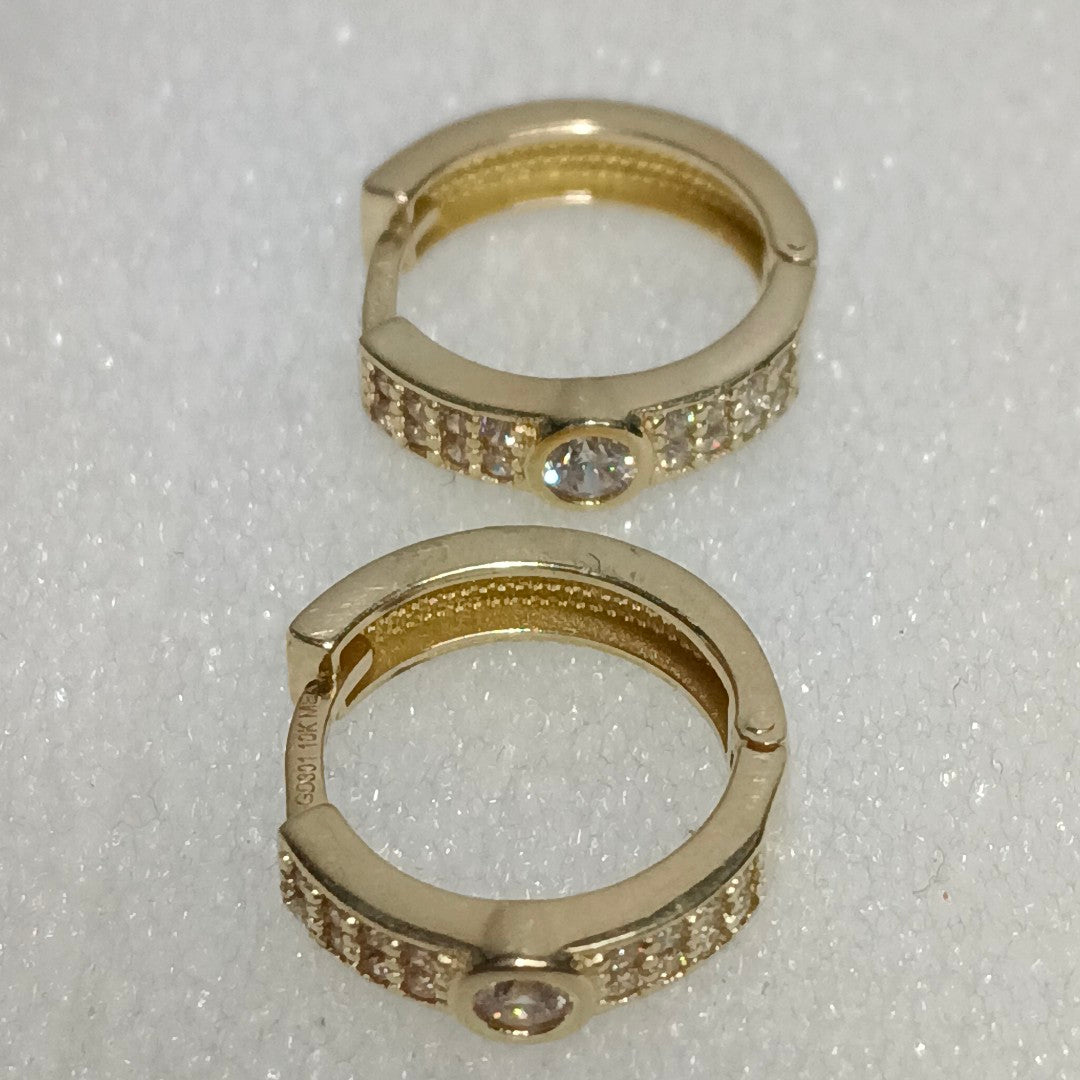 ARETES ARRACADAS C CIRCONIAS 10K 2.6 GR (NUEVO)