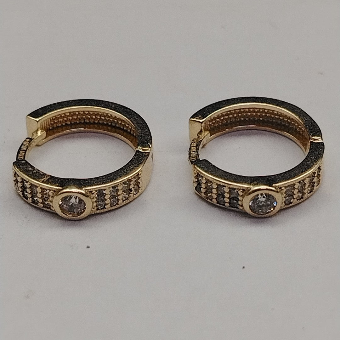 ARETES ARRACADAS C CIRCONIAS 10K 2.7 GR (NUEVO)