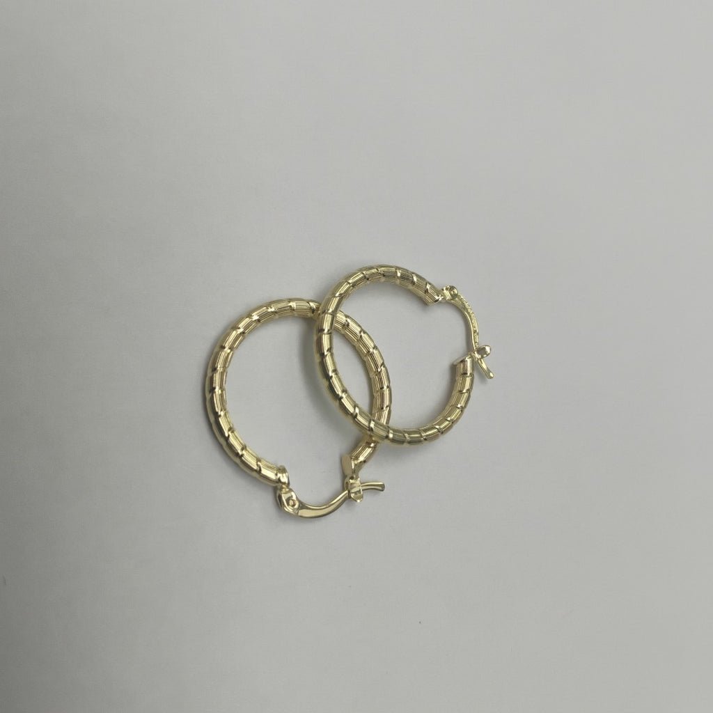 ARETES ARRACADAS LABRADAS 14K 3.3 GR (NUEVO)