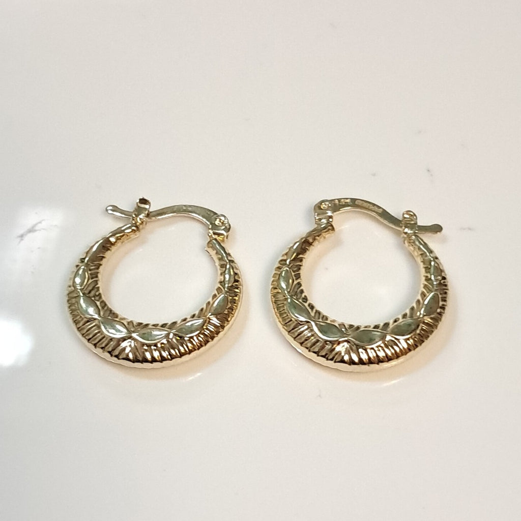 ARETES ARRACADAS HUECAS 14K 1.9 GR (NUEVO)