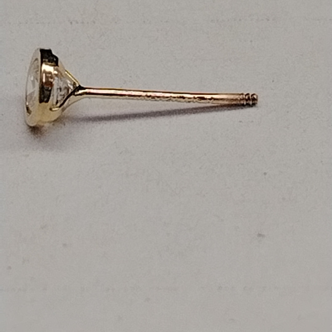 BROQUELES BROQUEL C CIRCONIA 14K 0.1501 GR (NUEVO)