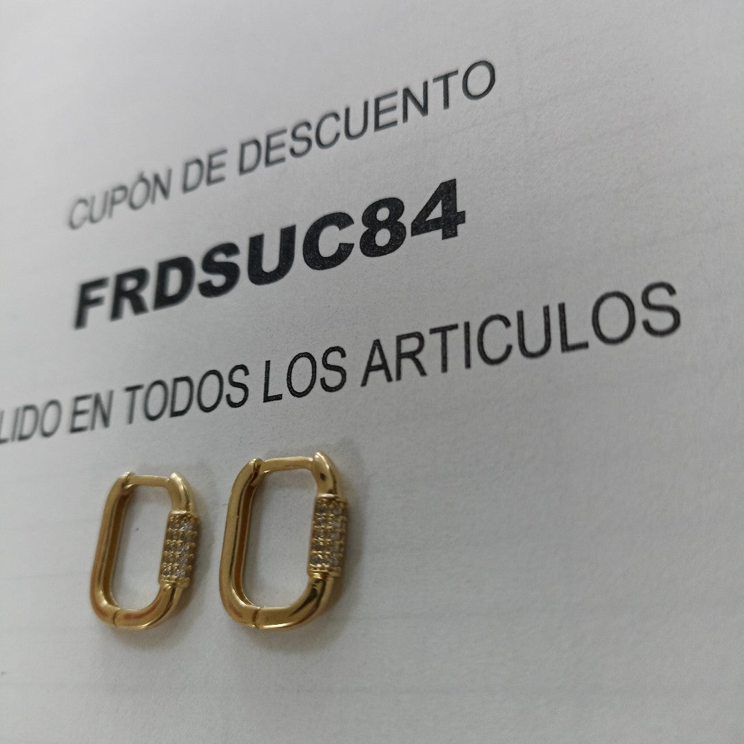 ARETES HUGGIES OVALADA C CIRCONIAS 14K 2.5 GR (NUEVO)