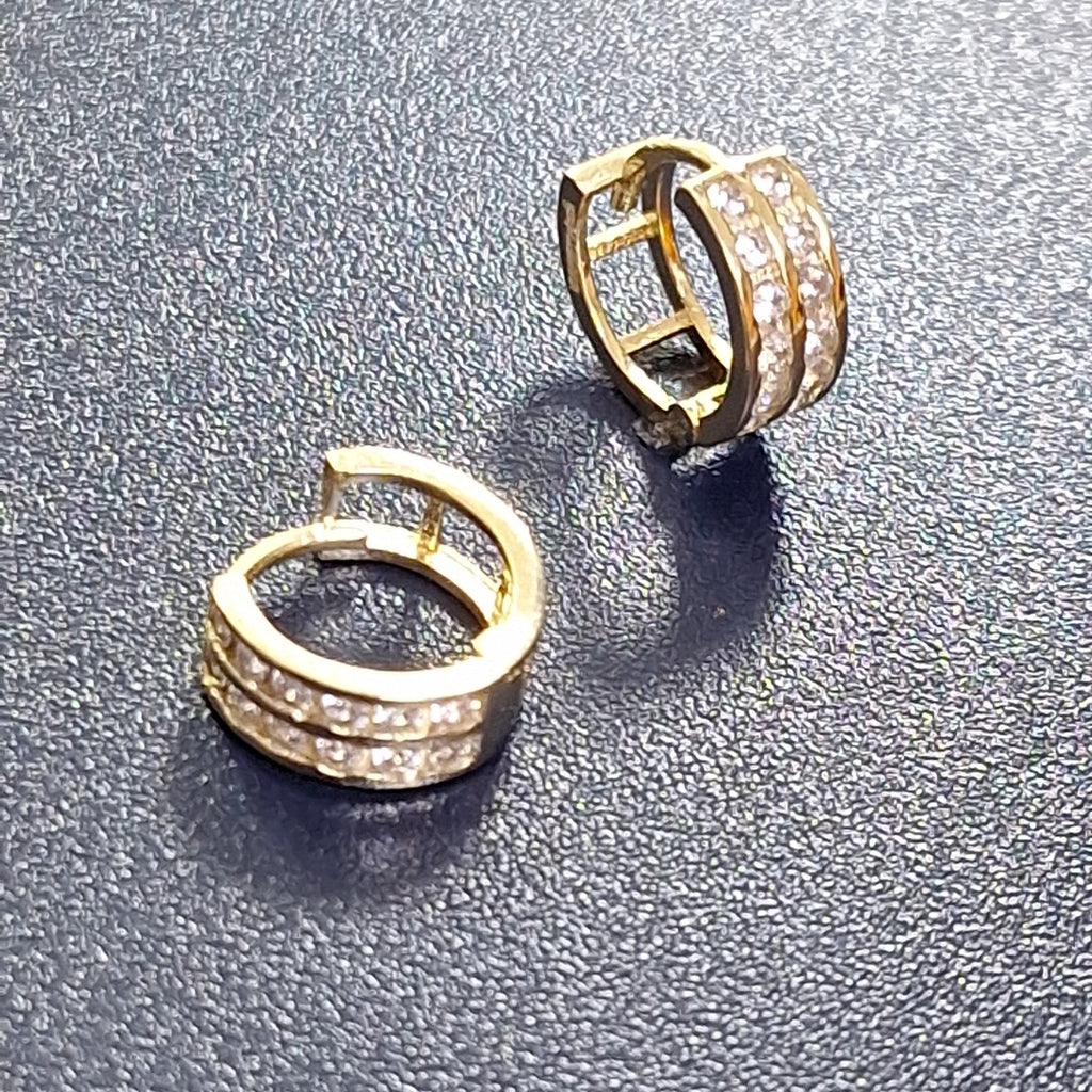 ARETES HUGGIES C CIRCONIAS 14K 1.7 GR (NUEVO)