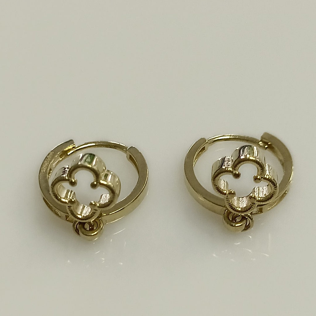 ARETES ARRACADAS CON DIJE 14K 2.4 GR (NUEVO)