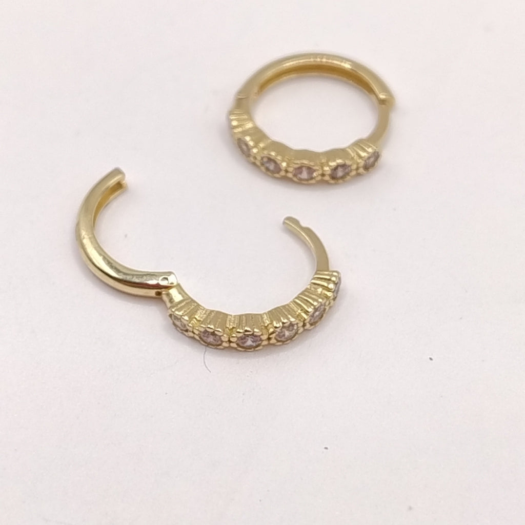 ARETES HUGGIES C CIRCONIAS 14K 2 GR (NUEVO)