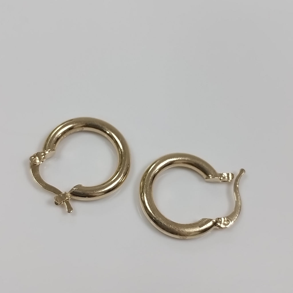 ARETES TEJIDO ARRACADAS LISAS 14K 1.6 GR (NUEVO)