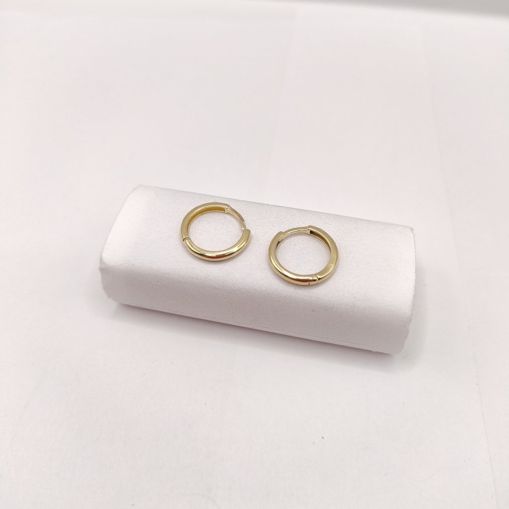 ARETES HUGGIES LISAS 14K 1.4 GR (NUEVO)