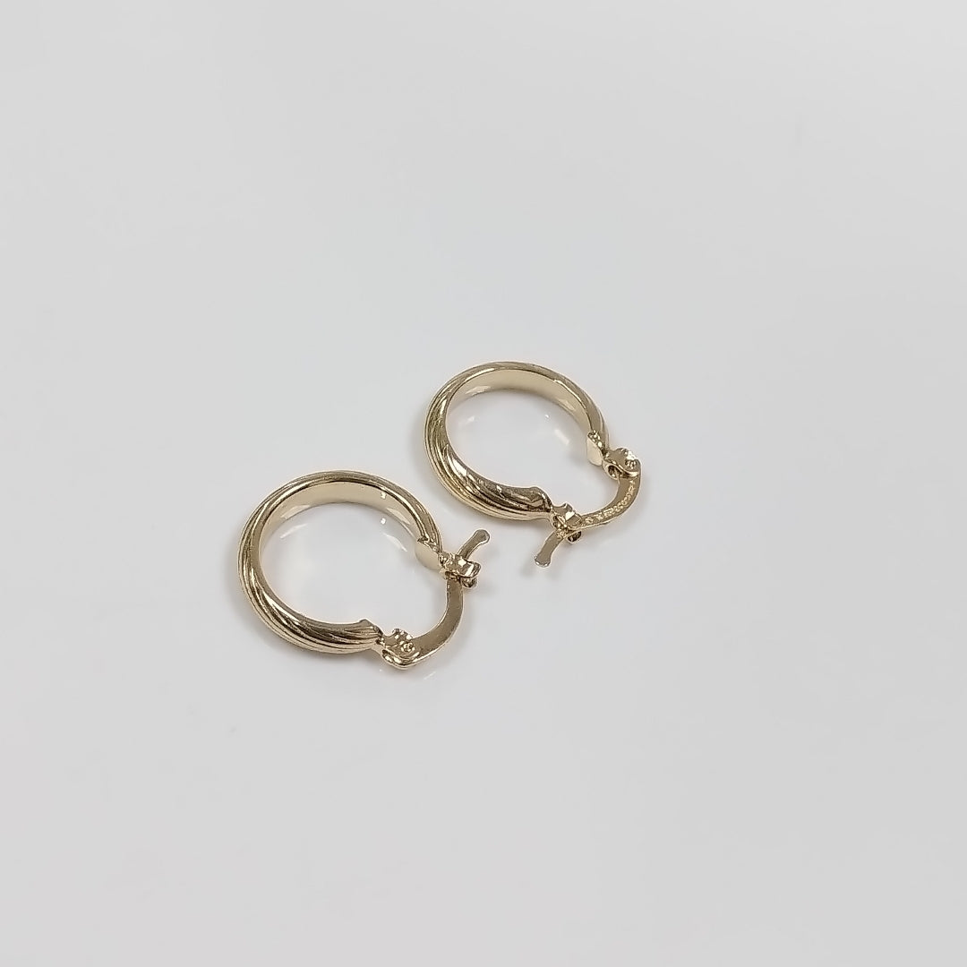 ARETES ARRACADA ASTRIADA 14K 1.7 GR (NUEVO)