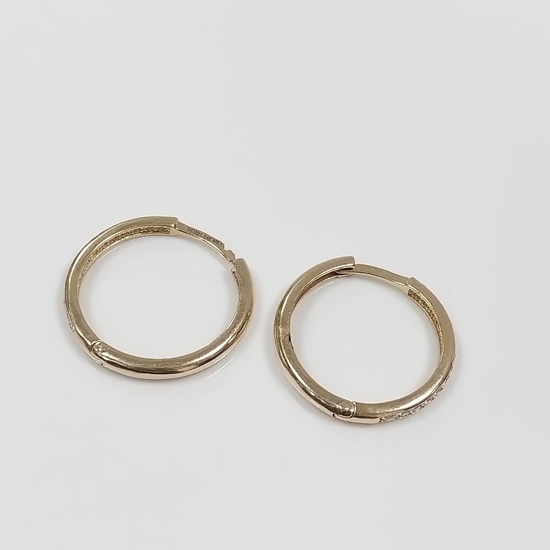 ARETES ARRACADAS C CIRCONIAS 14K 2.1 GR (NUEVO)