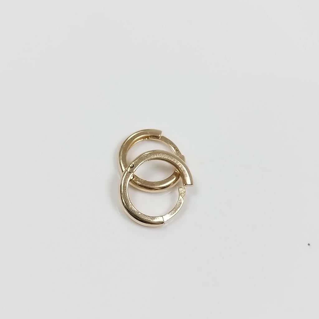 ARETES HUGGIES LISAS 14K 1.4 GR (NUEVO)