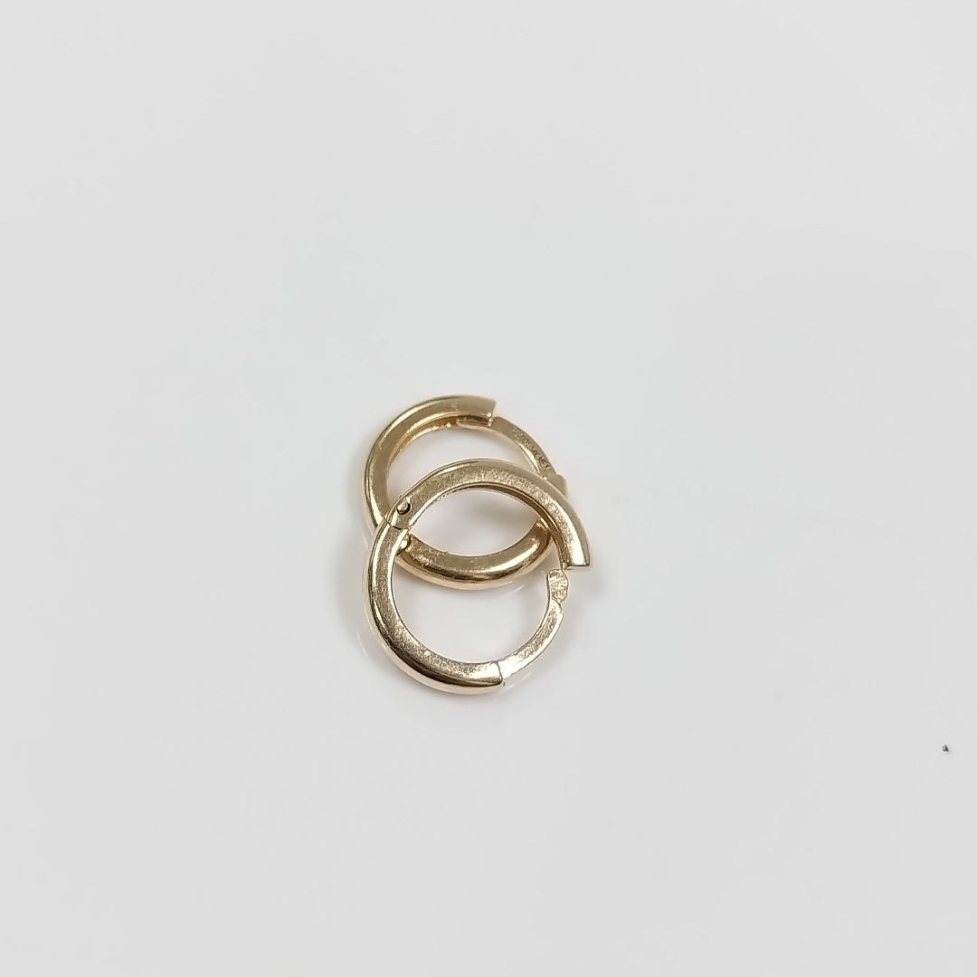 ARETES HUGGIES LISAS 14K 1.4 GR (NUEVO)