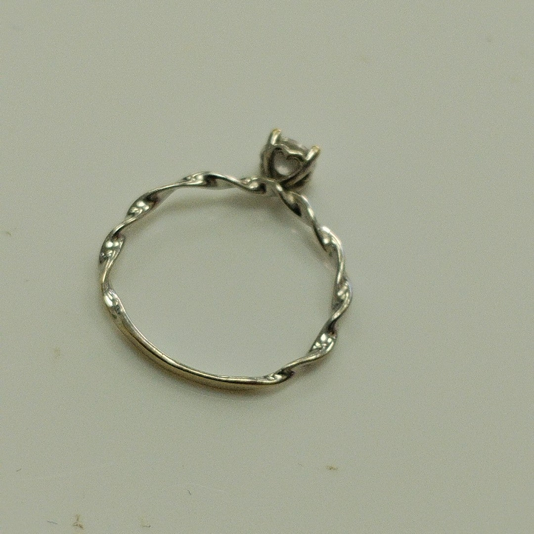 SOLITARIO ORO BLANCO 14 K 1.3 GRMS (SEMINUEVO)