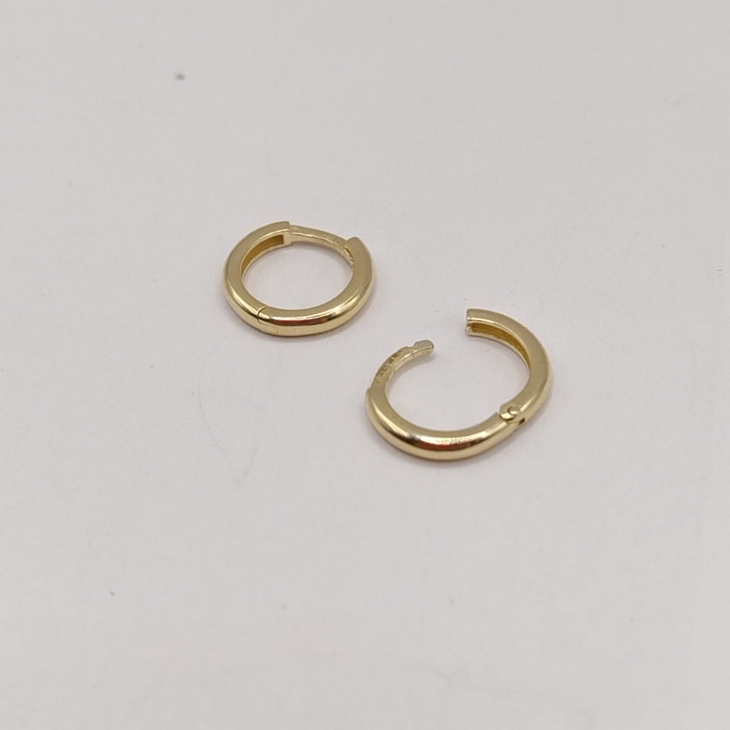 ARETES HUGGIES LISAS 14K 1.3 GR (NUEVO)