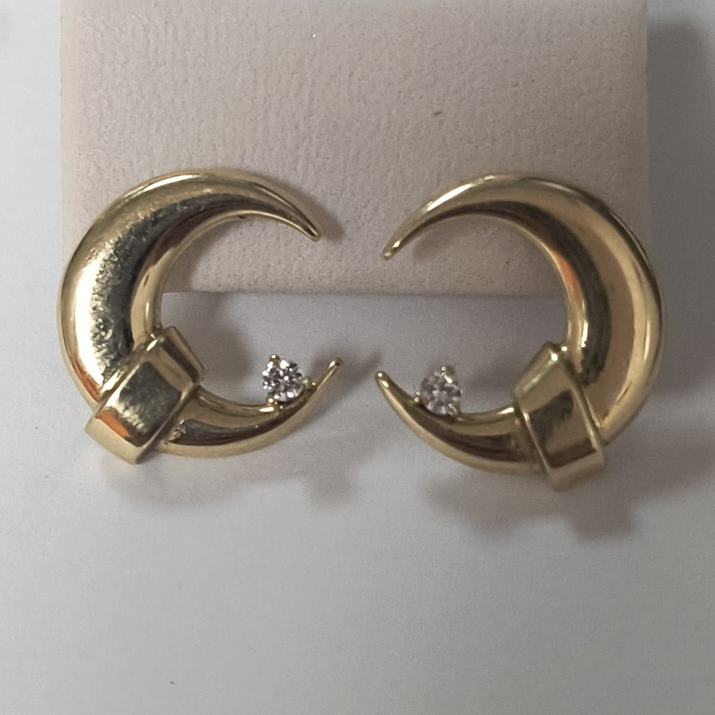ARETES PAR ORO 14 K 6 GRMS (SEMINUEVO)