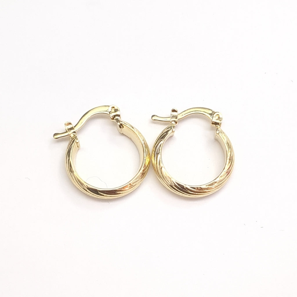 ARETES ARRACADA ASTRIADA 14K 1.6 GR (NUEVO)