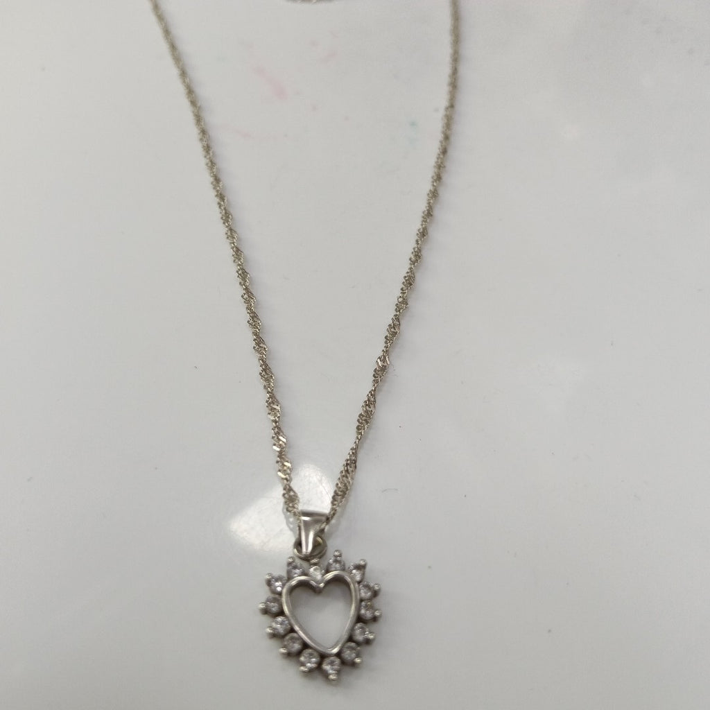 CADENA, DIJE PLATA 3.8 GRMS (SEMINUEVO)