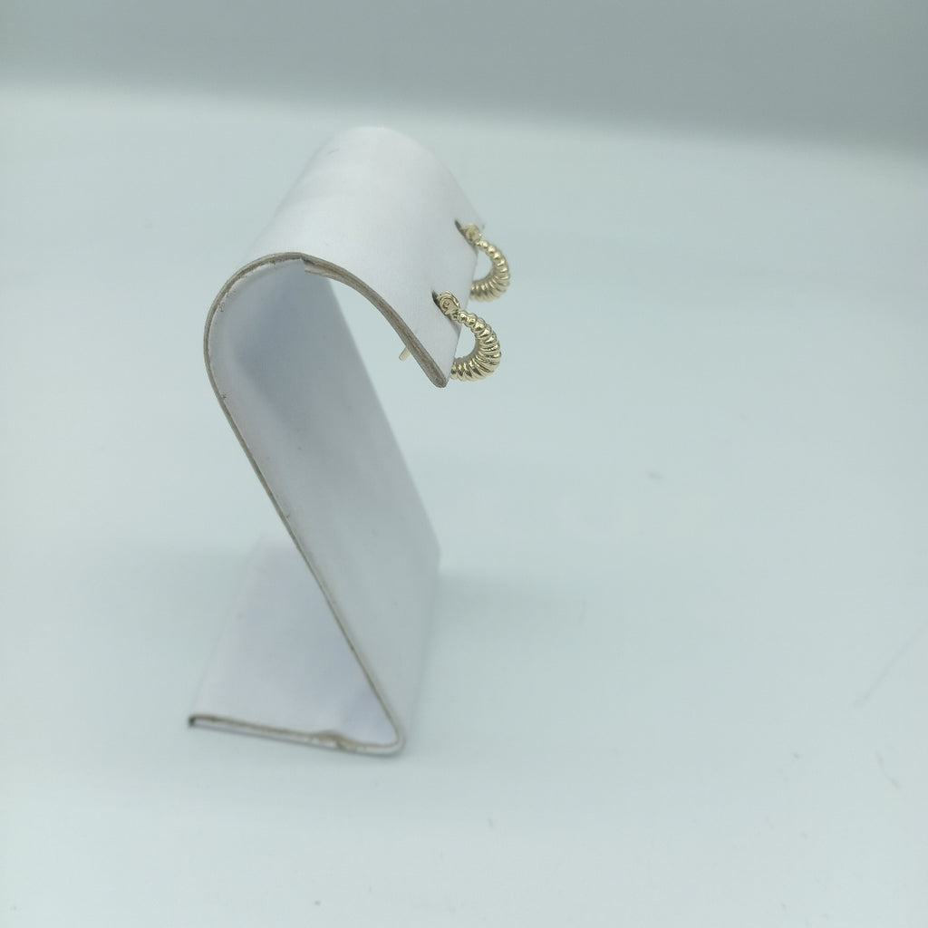 ARETES ARRACADA ESTRIADAS 14K 1.1 GR (NUEVO)