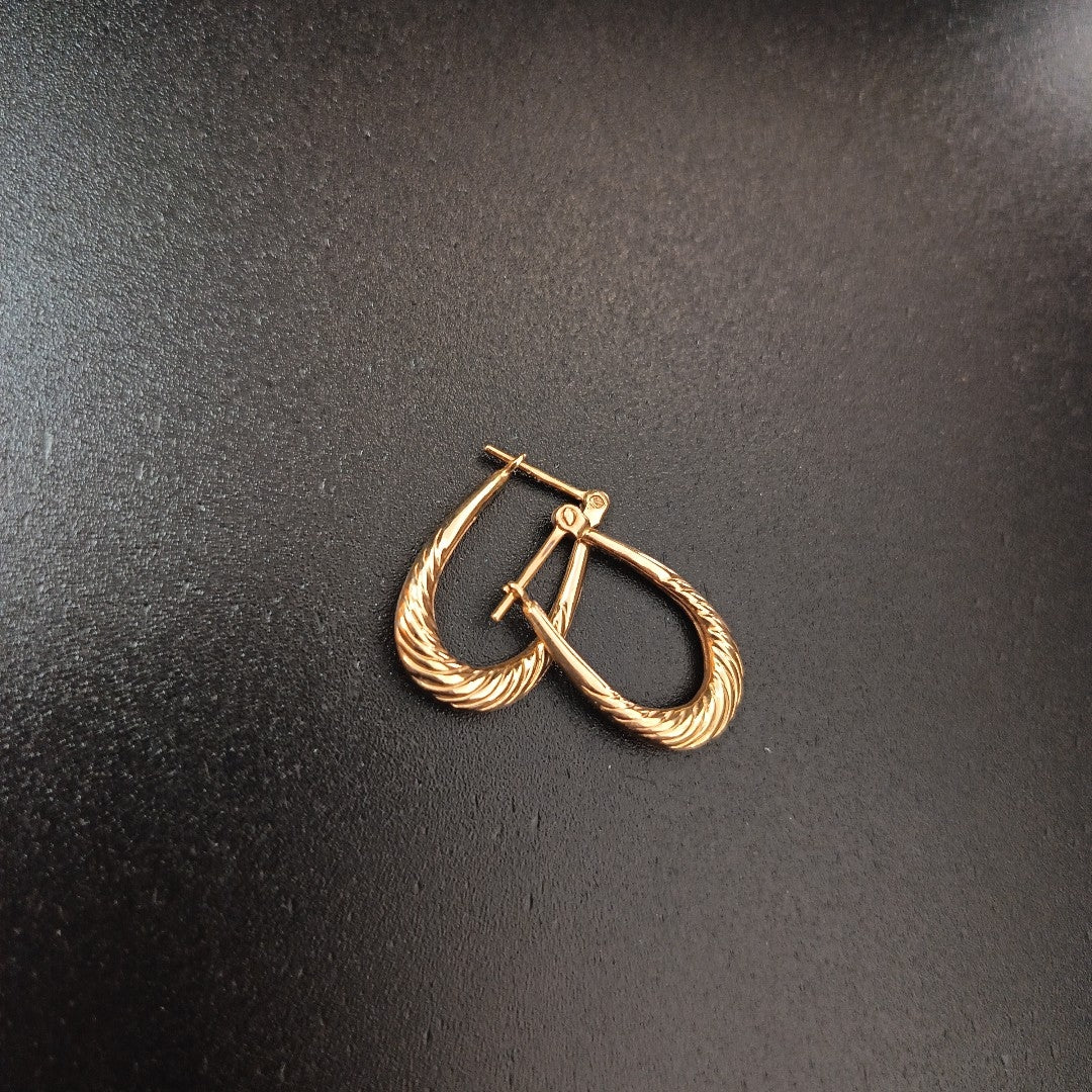 ARRACADAS PAR ORO 14 K 1.1 GRMS (SEMINUEVO)