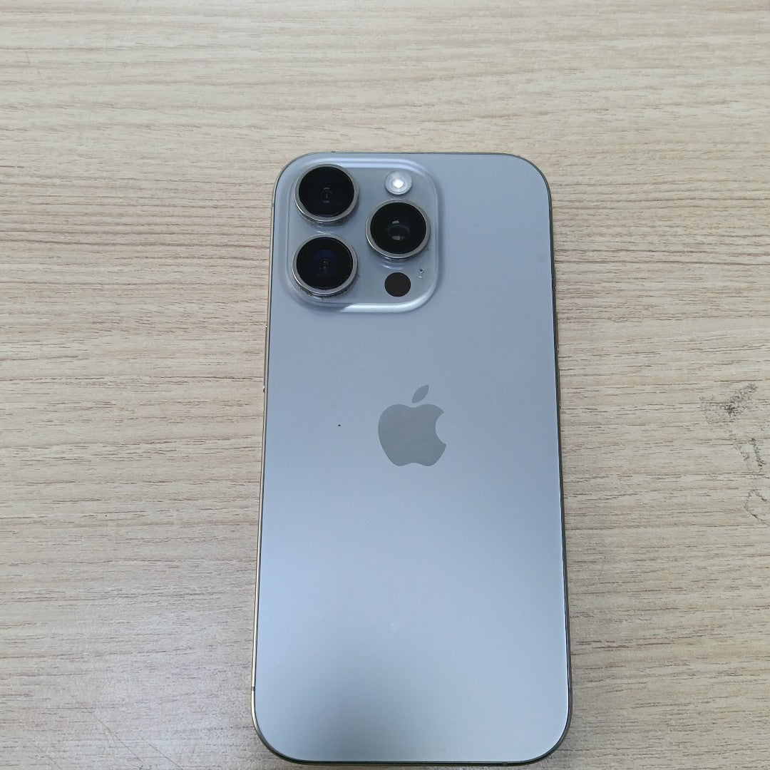 CELULAR APPLE IPHONE 16 PRO A3292 (2024) 256 GB 8 GB RAM (SEMINUEVO)
