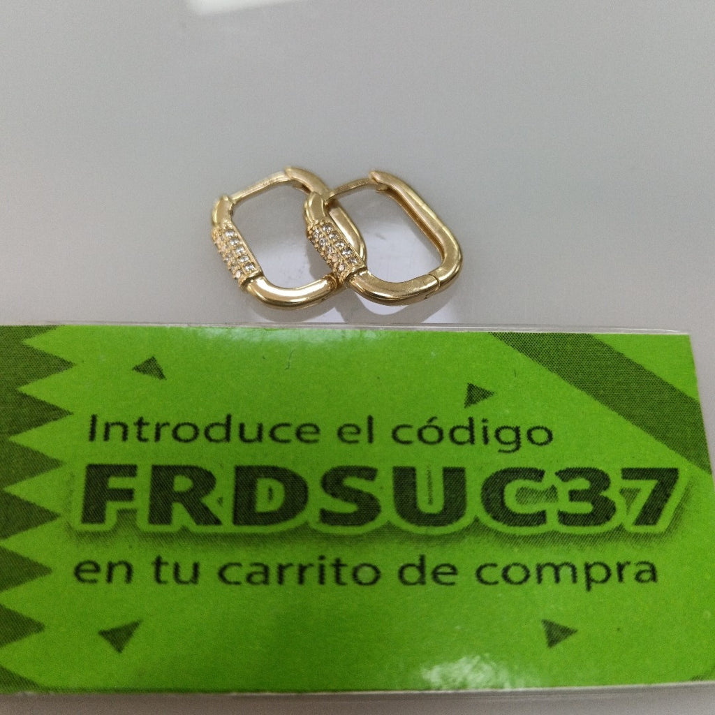ARETES HUGGIES OVALADA C CIRCONIAS 14K 2.3 GR (NUEVO)