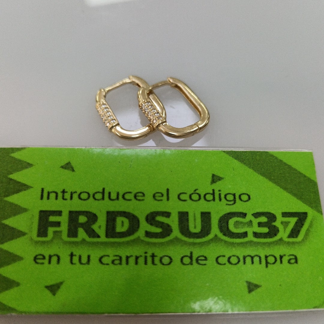 ARETES HUGGIES OVALADA C CIRCONIAS 14K 2.3 GR (NUEVO)
