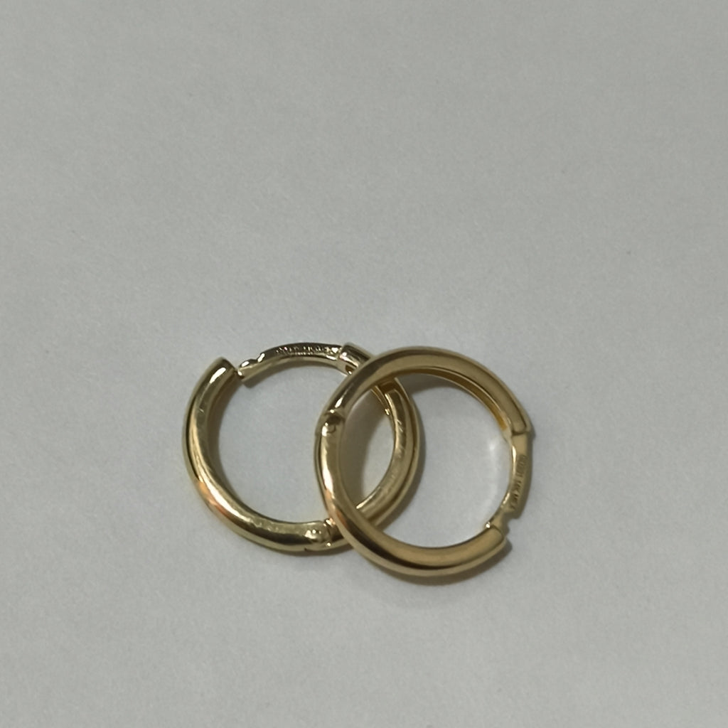 ARETES HUGGIES LISAS 14K 1.6 GR (NUEVO)