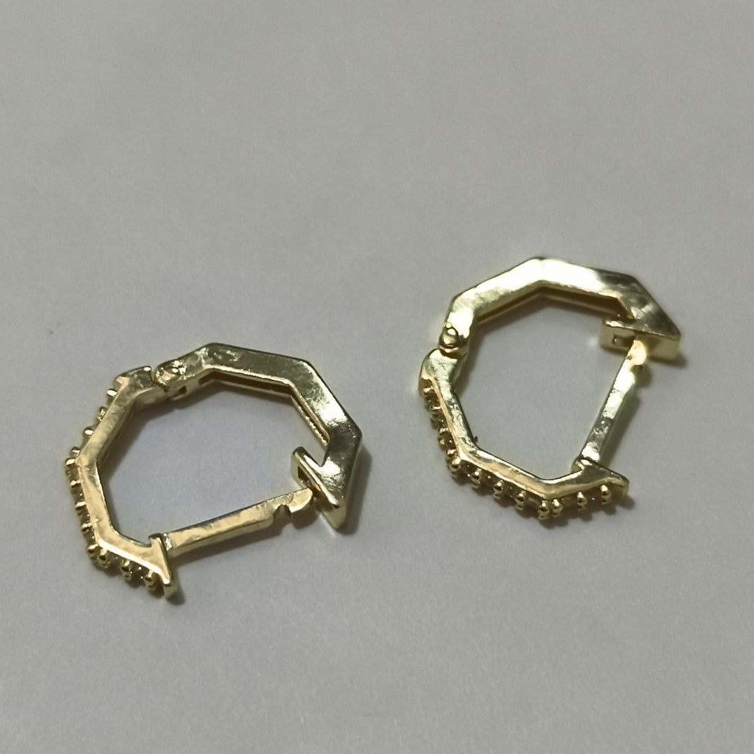 ARETES HUGGIES C CIRCONIAS 14K 1.7 GR (NUEVO)