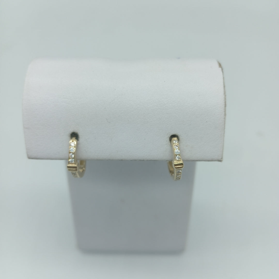 ARETES HUGGIES C CIRCONIA 14K 1.8 GR (NUEVO)