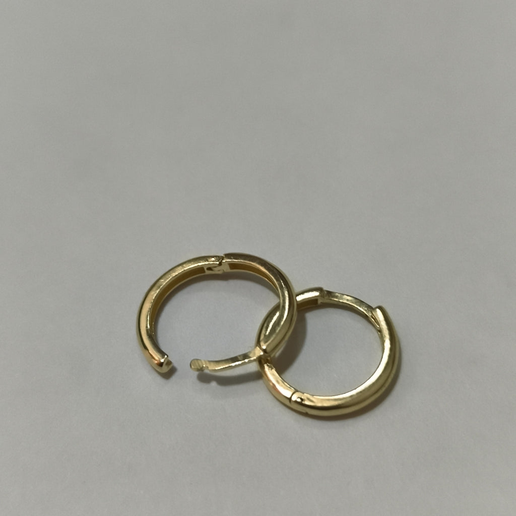 ARETES HUGGIES LISAS 14K 1.5 GR (NUEVO)