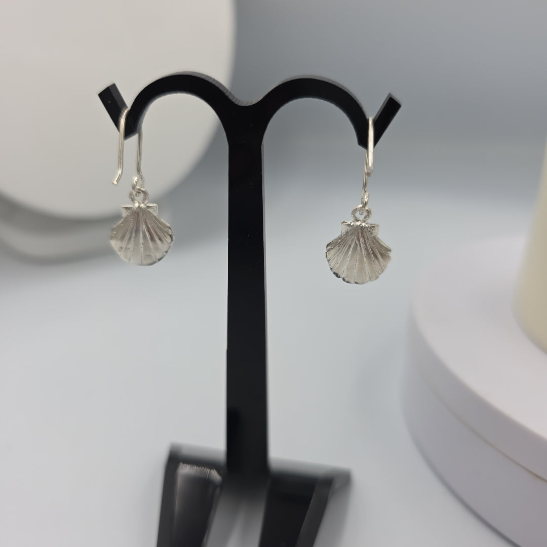 ARETES PAR PLATA 3,60 GRMS (SEMINUEVO)