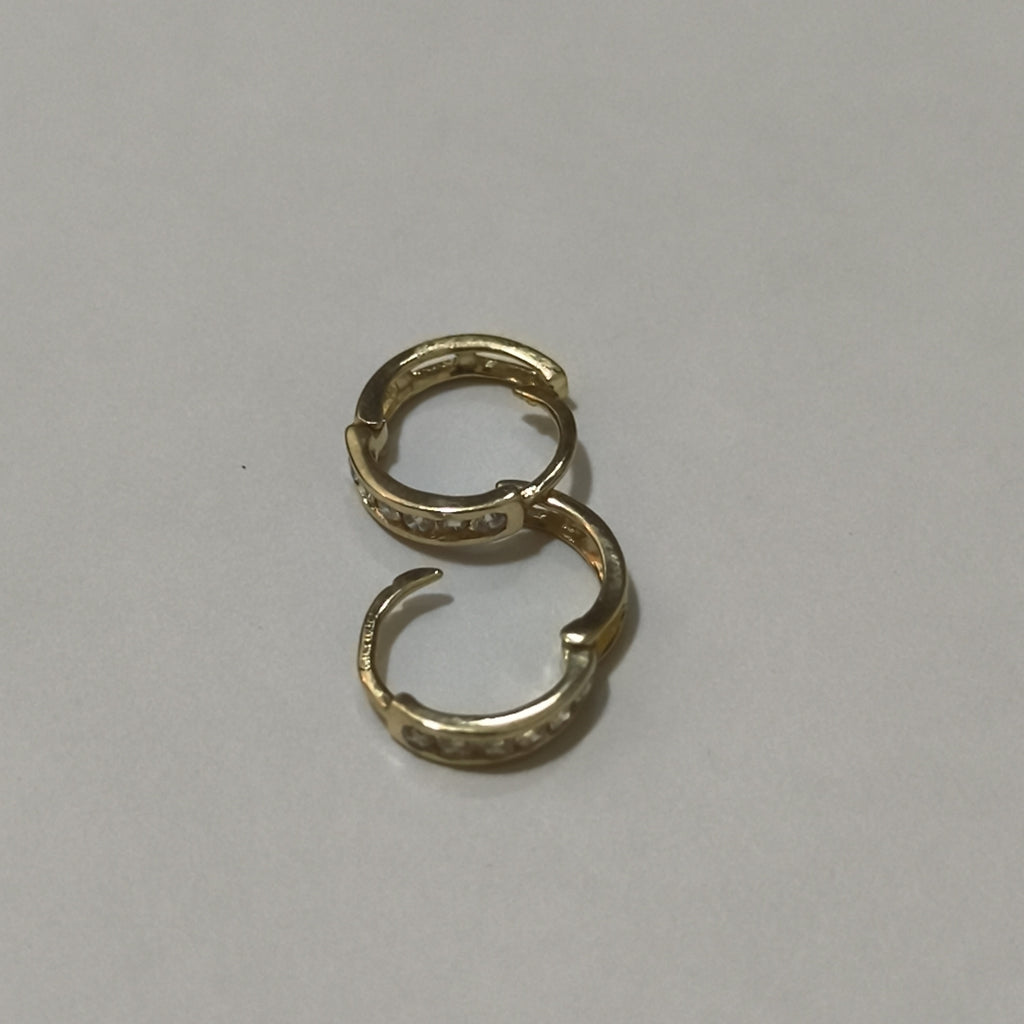 ARETES ARRACADA C CIRCONIAS 14K 1.1 GR (NUEVO)