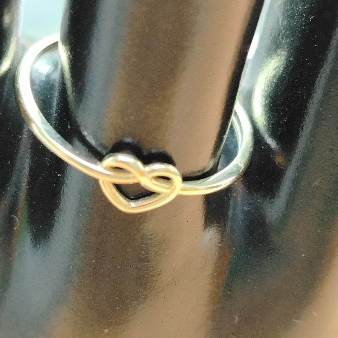 ANILLOS ANILLITO FIG CORAZON 10K TALLA 9 0.9 GR (NUEVO)
