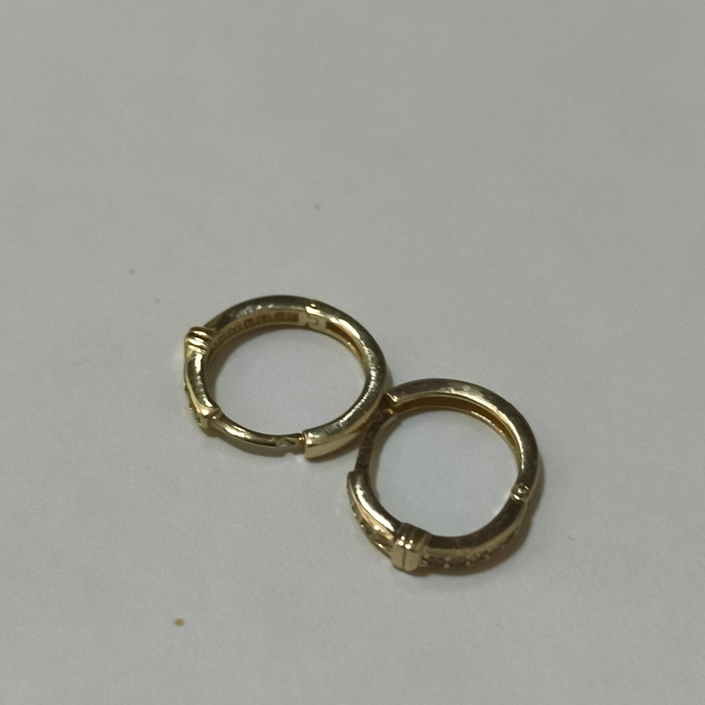 ARETES HUGGIES C CIRCONIA 14K 1.8 GR (NUEVO)