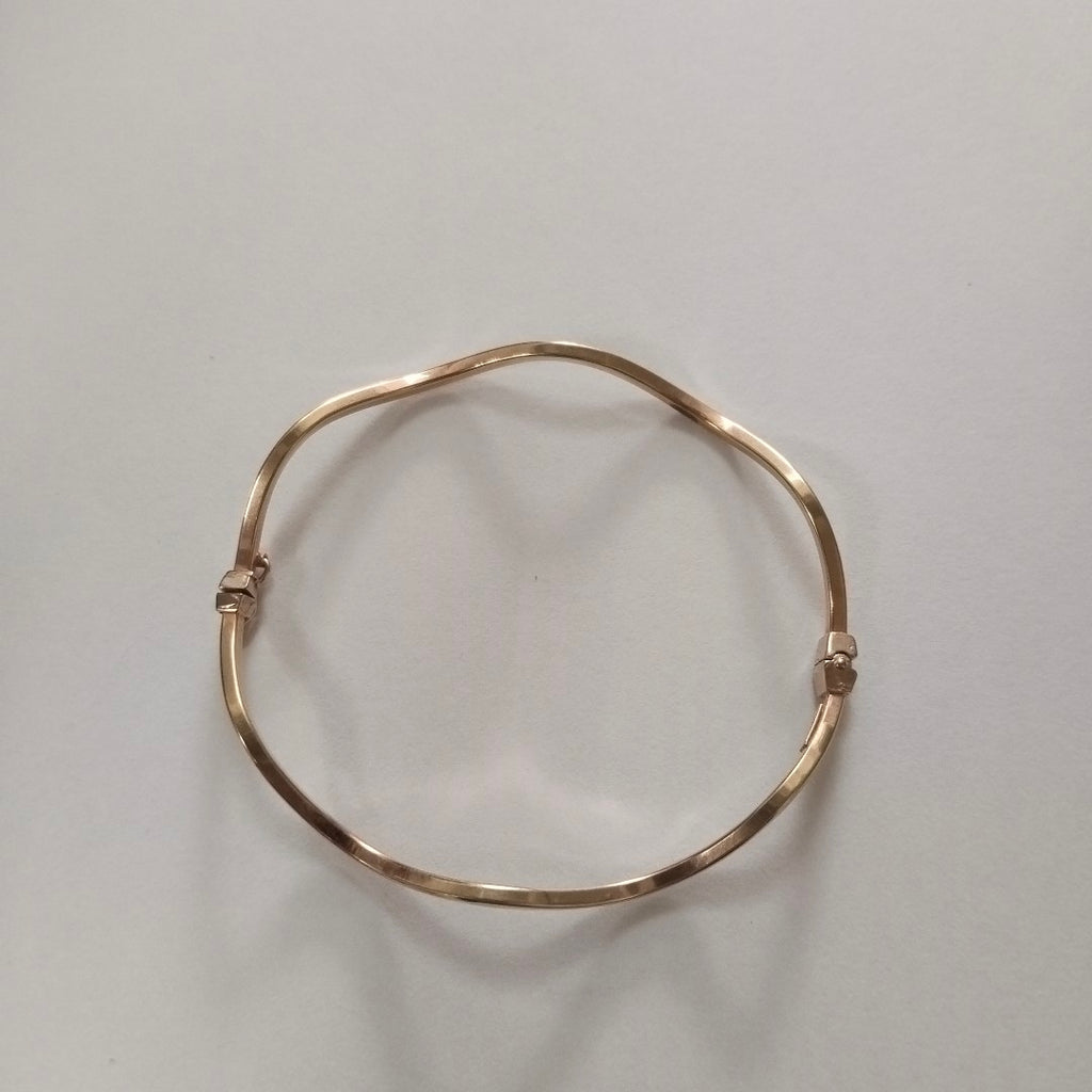 PULSERA RIGIDA ORO 14 K 3.2 GRMS (SEMINUEVO)