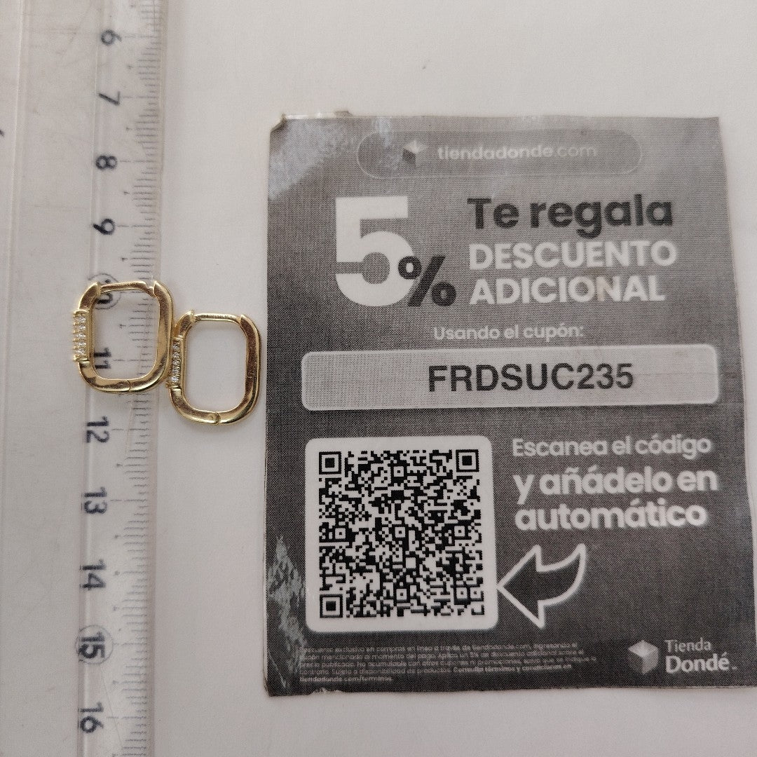 ARETES HUGGIES OVALADA C CIRCONIAS 14K 2.5 GR (NUEVO)