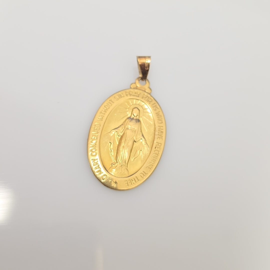 MEDALLA RELIGIOSA ORO 18 K 6.8 GRMS (SEMINUEVO)
