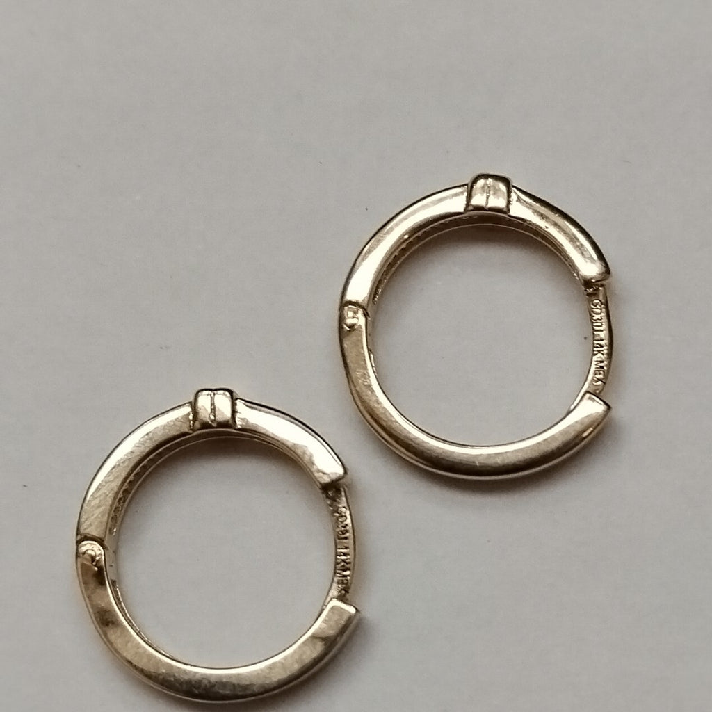 ARETES HUGGIES C CIRCONIA 14K 1.9 GR (NUEVO)
